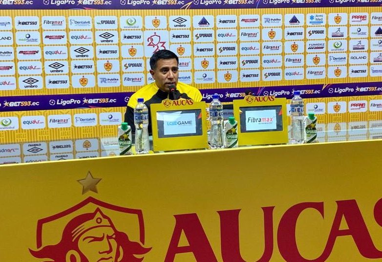 César Farías "Vamos a ponernos el overol de lucha, asumir los errores y ser responsables para mejorar. Felicitamos al rival y estamos en la capacidad de dar más de lo que dimos hoy en la cancha y lo estamos trabajando para superar todas las expectativas".

Nos Apasiona el Fútbol