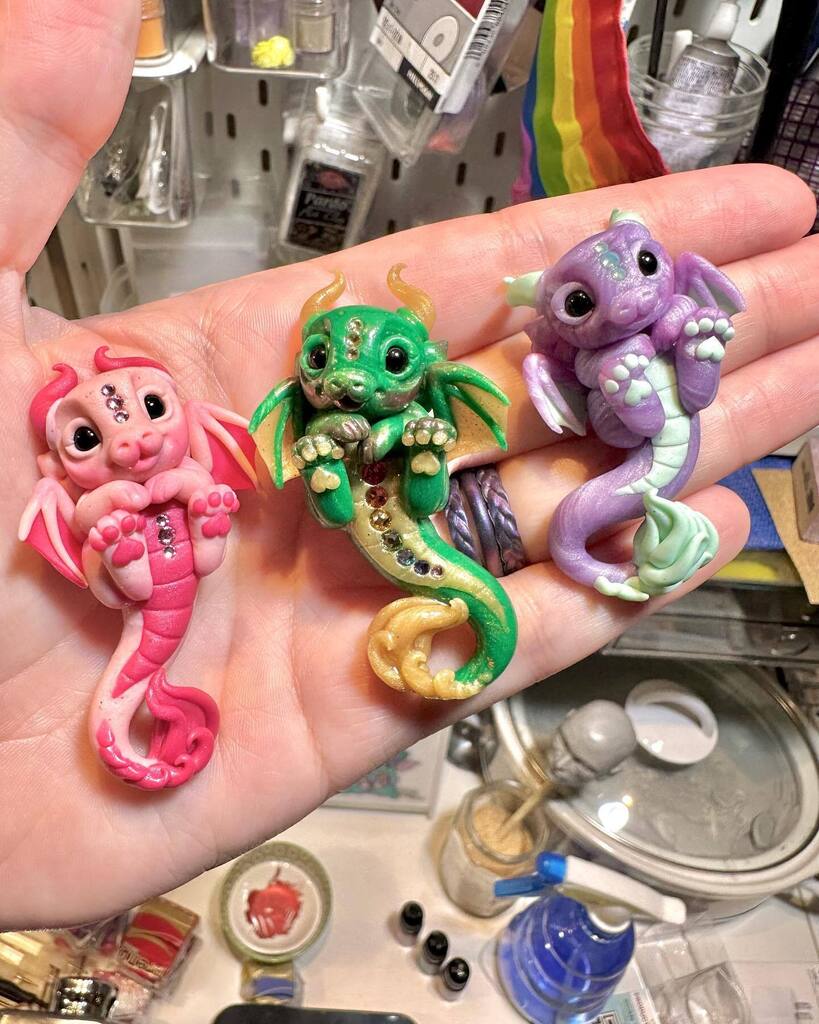 KaeRaeCreations's tweet photo. ✨🐉✨ Dragon Hatchlings are LIVE in my sh0p! The l!nk is in my bi0! They’ll be active as a 48hr PRE0RDER, and will ship in 4-6 weeks!
.
https://t.co/zPL6turtv5
.
.
.
.
.
.
.
.
.
.
Check it out at https://t.co/DVEbMWn8By ! https://t.co/LJWjrcPSOW