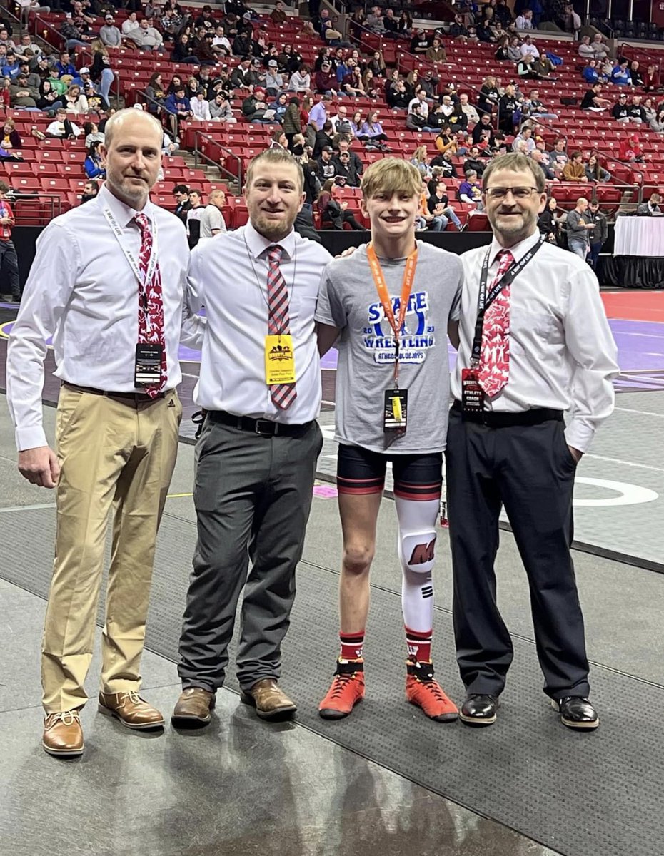 nation_outdoor's tweet photo. 2023 WIAA individual state tournament took third D3 106 lost in semi finals 2-1 close match. Iβll be backβ¦ #titlechasing @BadgerWrestling https://t.co/BRxkUa8jCR