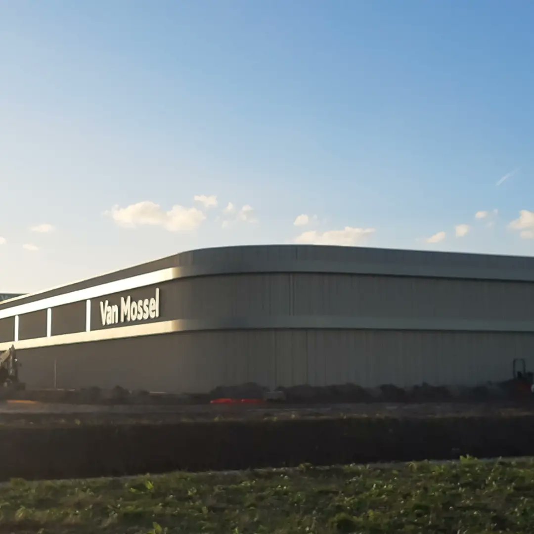 spacemuppet's tweet image. Begint iets te worden.@VanMosselGroep