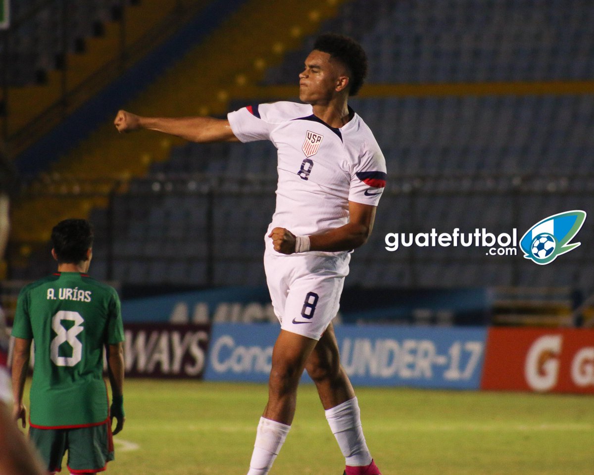 guatefut's tweet photo. ⚽️ Gooooool de Estados Unidos 
Pedro Soma minuto 69
🇲🇽México 2-1 Estados Unidos 🇺🇲
#Cu17 #Concacaf https://t.co/A8ljHLxtQc