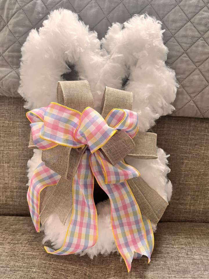 sherrie1214's tweet photo. Thru Your Eyes Designs. Easter door décor . 
 He can be displayed inside or on your interior door
 ( NOT FOR OUTDOOR USE )
Hop on over the https://t.co/ihL5zbv53S 
to order him . $18.00 each shipping $5.50 free local complementary delivery more info text 603-318-8424 https://t.co/L8Cg6yozKp