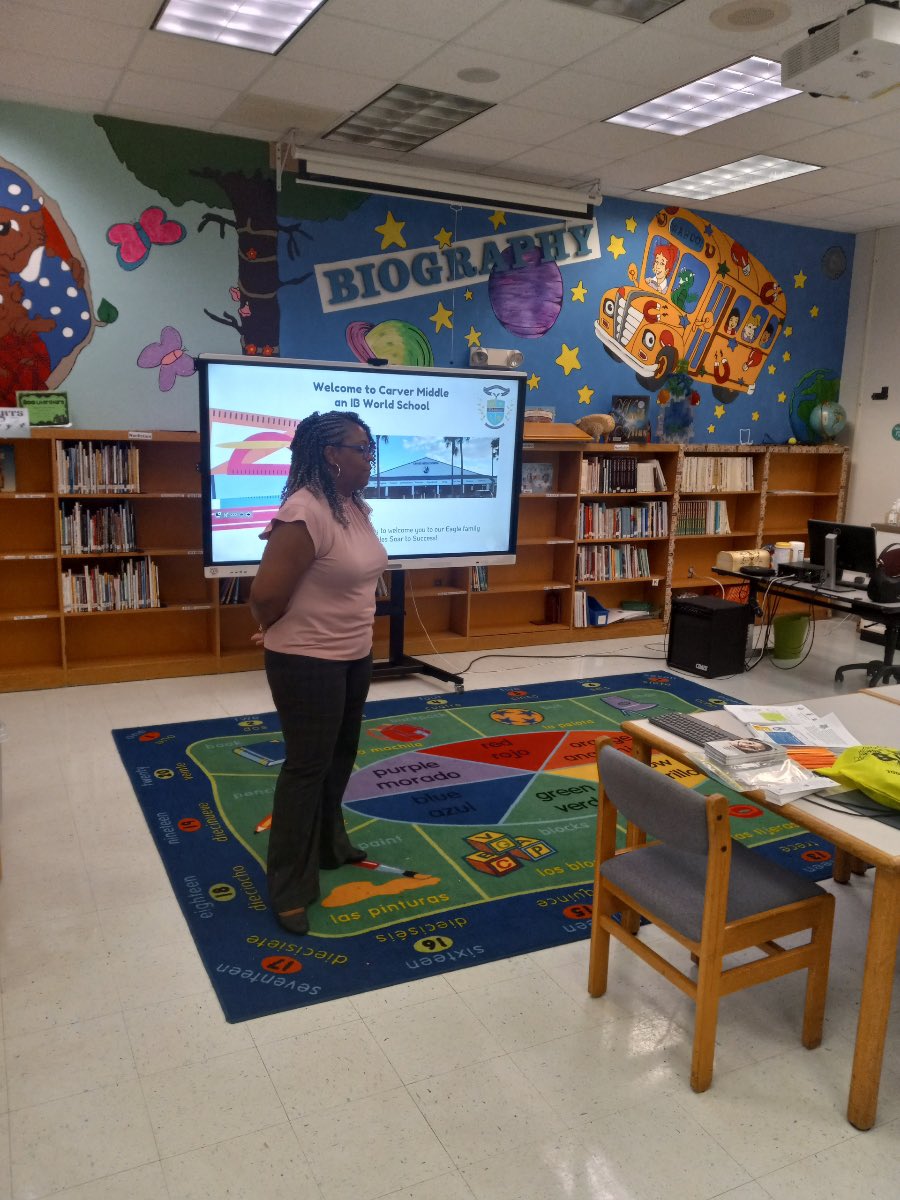 NadiaStewart09's tweet photo. It’s that time of year again 🤗. We are visiting elementary schools to do course selection. Students were engaged! #studentchoicematters @CmsDelray we have the IB-MYP program, Pre-IT Academy and a growing Criminal Justice Academy. @pbcsd @southPbcsd https://t.co/VUfDuEusHZ