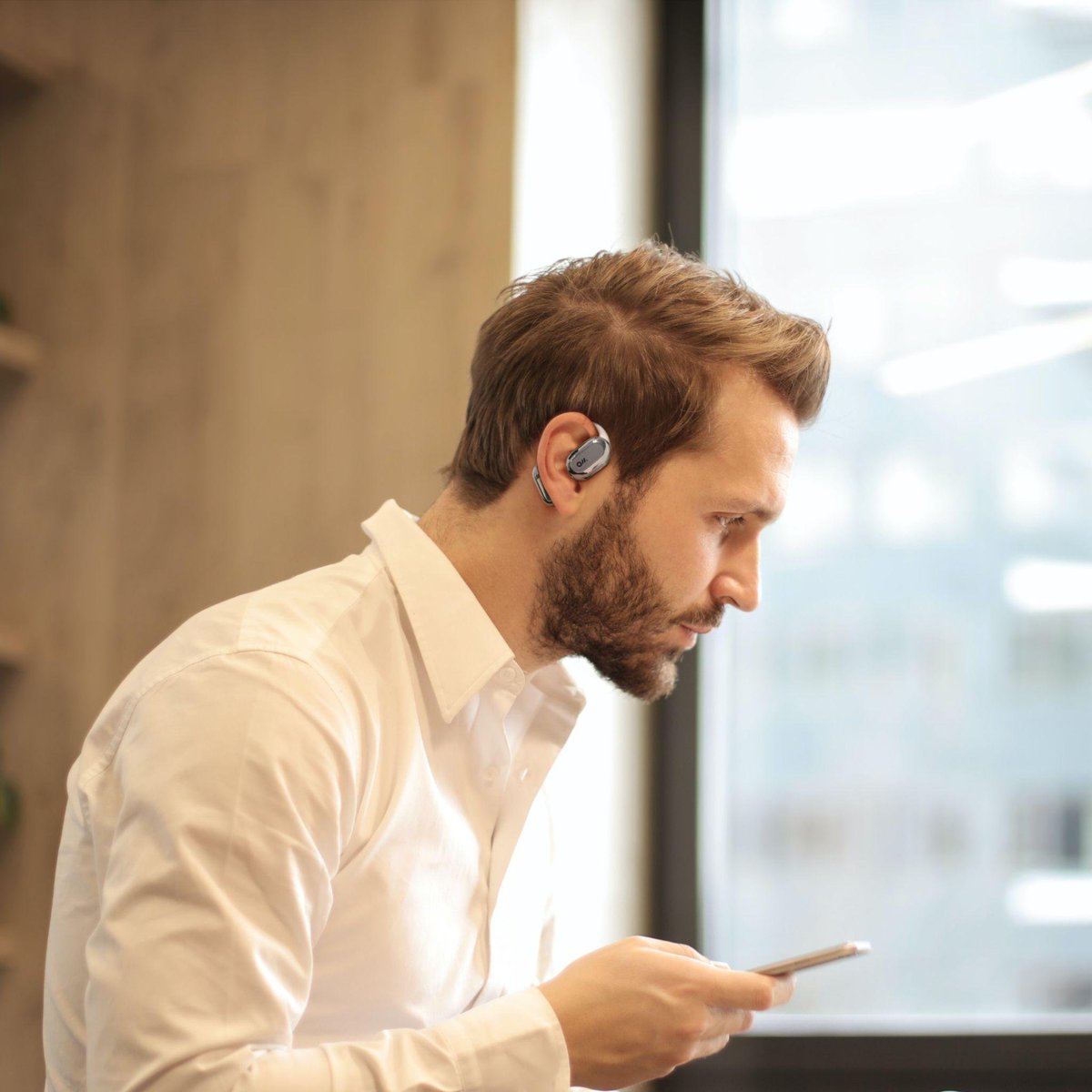 Oladance_OWS's tweet image. Work off, music on, let’s go. 👊 Do you get your sweat on in the AM or PM?

#Oladance
#ListenatWork
#MusicforWork