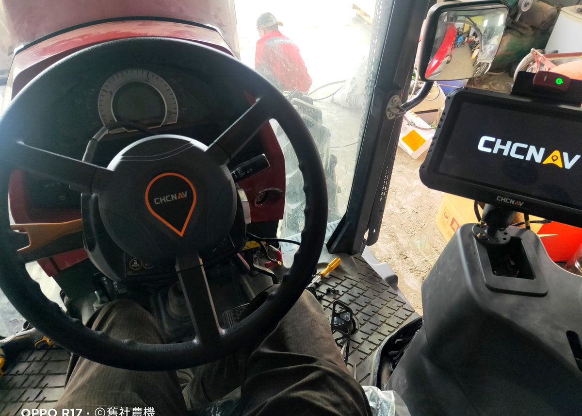 CHCNavigation's tweet photo. The NX510 SE autosteering systems are a hit in Japan! These systems are designed to steer tractors along straight, curved, and parallel lines in the field. Farmers are using them for various activities with an unprecedented level of accuracy.  

#agritech #autosteering #Japan https://t.co/zvNjd8rIyc