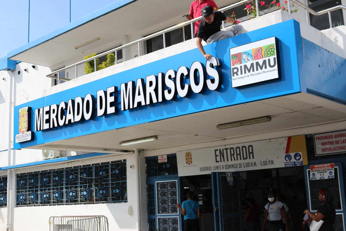 OPRI_SPF's tweet photo. Marisco de Mercados💁a fish market constructed in 1995 with support from JICA
Close to the historic district with modern restaurants and hotels, it's beloved by both locals and tourists. Loved the lively atmosphere here!🐟🐟
@jica_direct_en
#mercadodemariscos #Panama #fishmarket https://t.co/plkGKdHOls
