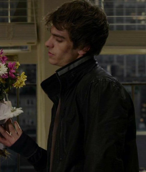 ligando a gwen ao peter em 1 toque, a thread;