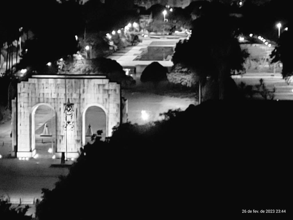 mchapper09's tweet image. Parque Farroupilha à noite!