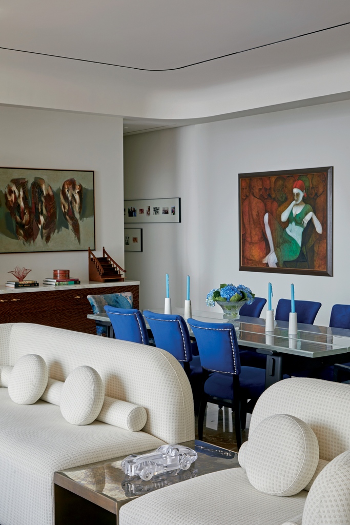 elledecorindia's tweet photo. #AlongCameSpring This Mumbai apartment by Ali Baldiwala sets the stage to exhibit the owners’ prized art collection.
#elledecor #elledecorindia #february #march #februarymarch #homes #indianhomes #decorinspo #interiordesign #decorinspiration #EDindiamag #edindiamagazine #mumbai https://t.co/naefbvTYAw