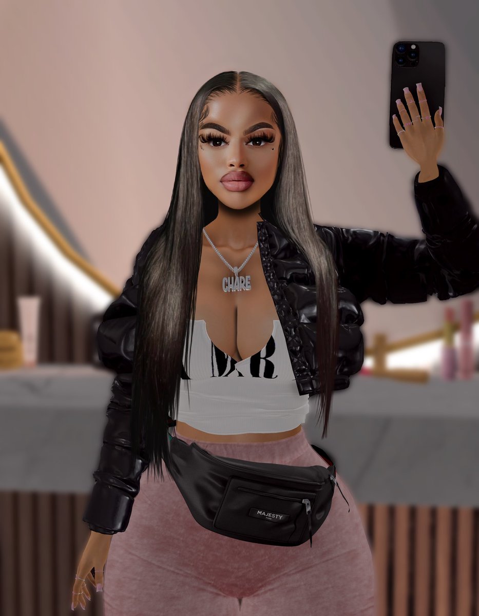 PrettyCharr's tweet image. 