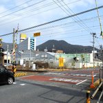 間一髪。高齢女性を抱え、列車をかわす 20歳女性に感謝状