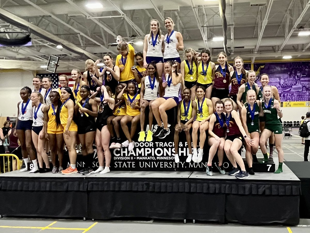syversondana's tweet photo. A great end to the indoor Championships!  7th place for the Beavers! Congratulations Ladies! 🦫🏃‍♀️🏆 @AbbySyverson https://t.co/tTk9Wbdvq3