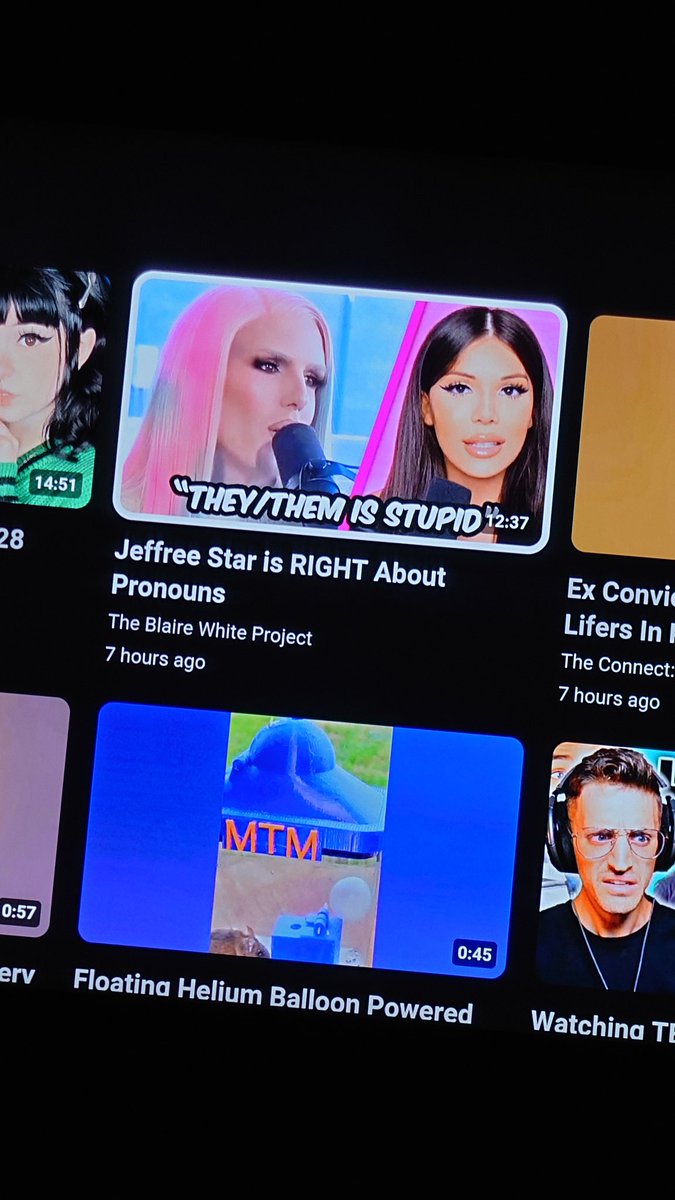 Hippie459MN's tweet photo. @blairewhite, when this pops up one right on top of the other in my subscription tab. Listening to Samantha and reading all the comments on her video made my head hurt. I just don't get these people. You're the best Blaire!!! https://t.co/7BGNdDKcQC