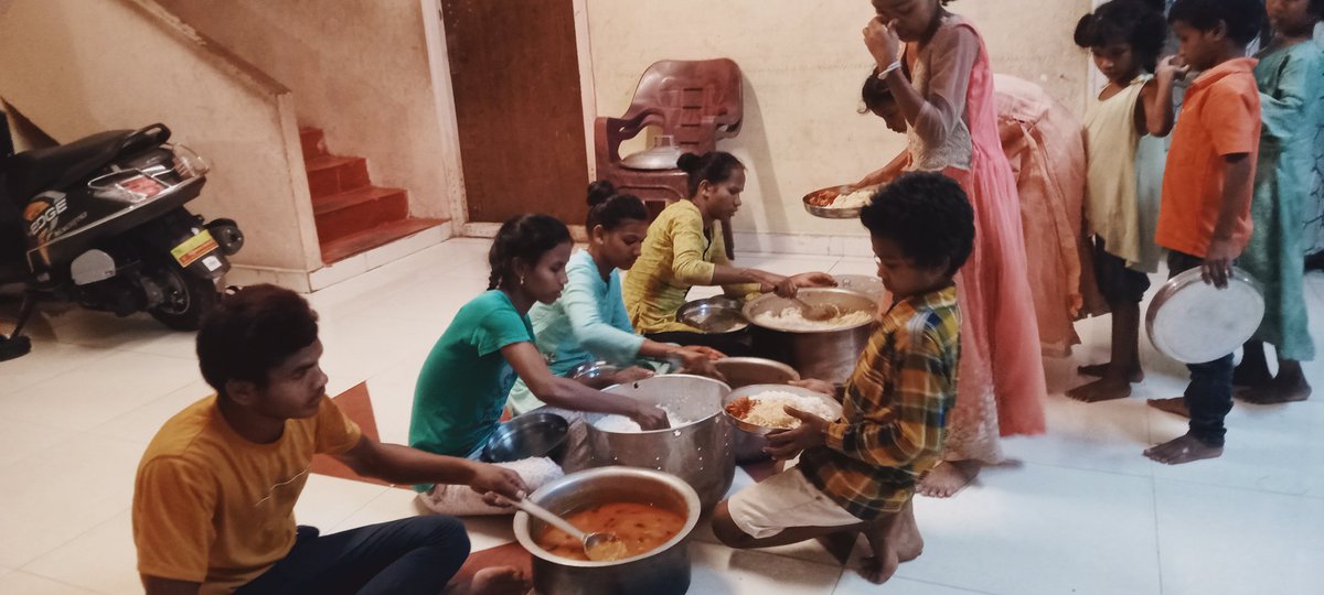 Shaikfarhakous1's tweet photo. #NAVASENATRUST 
#India #ap https://t.co/EI0RyFEoeU