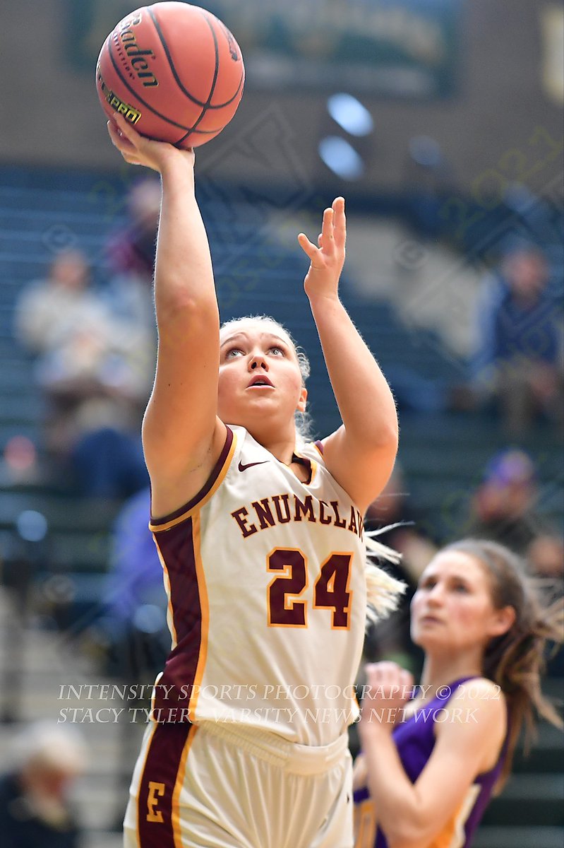 IntensityPhoto's tweet photo. Enumclaw at Opening Round State.
On to the Sun Dome!
Photo gallery is up! :
https://t.co/NwWqwPhOdD
@ehs_girls_bball
#enumclawhighschool
@wiaawa
@EnumclawSD
@EnumclawHS1
@_EHSAthletics
@410Athletics https://t.co/XSgHtOxexm