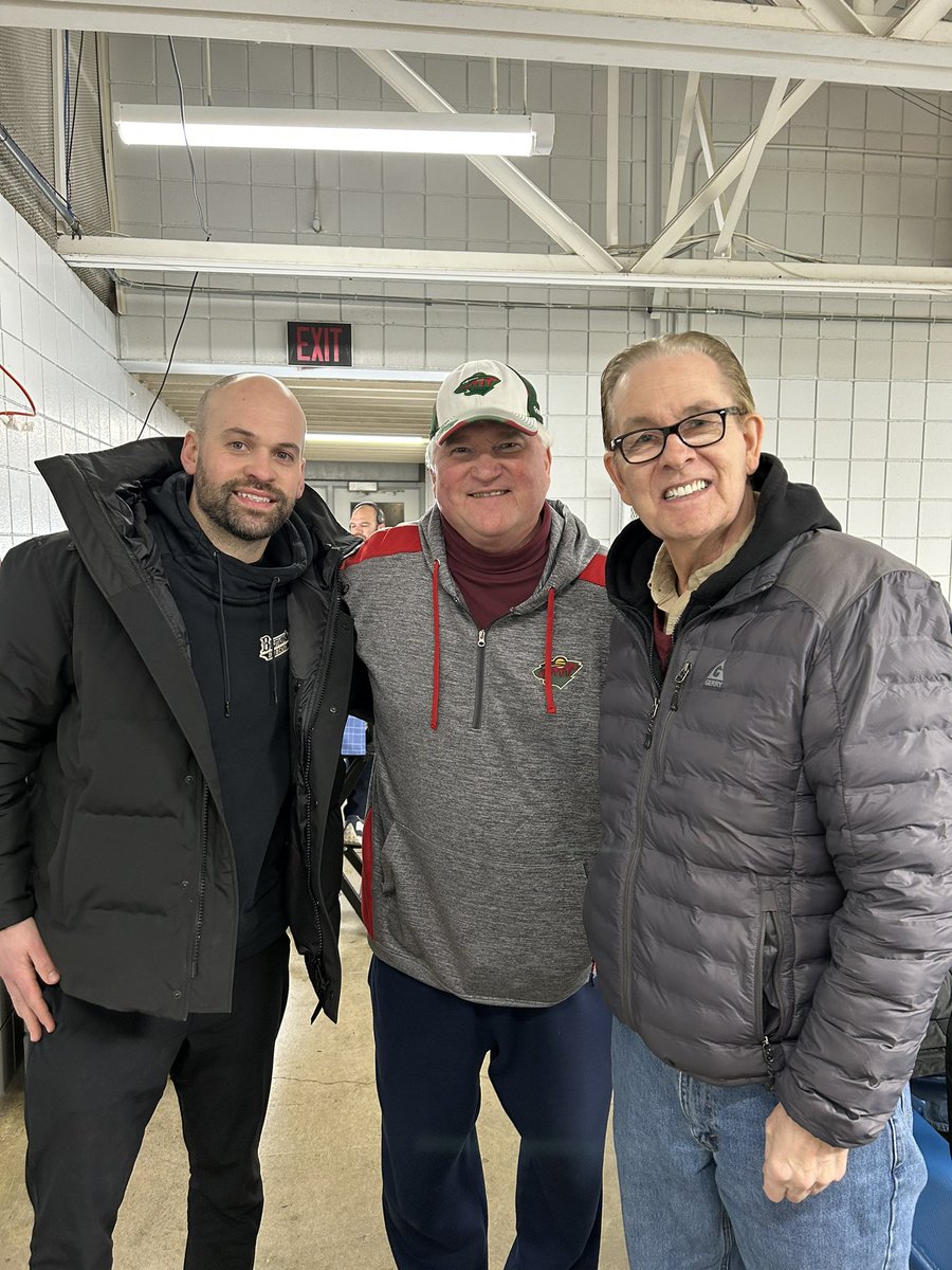 FabFiveHockeyf1's tweet photo. Fab5 breaking news !@CoachNikoKap has been confirmed back in the State of Hockey after an incredible 5 day travel delay . Welcome back coach !

#Raiders
#SectionFinals https://t.co/mCLmg9RiJb