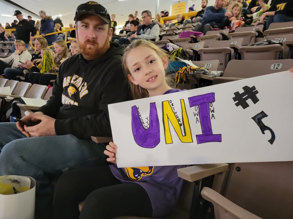 #UNIWBB