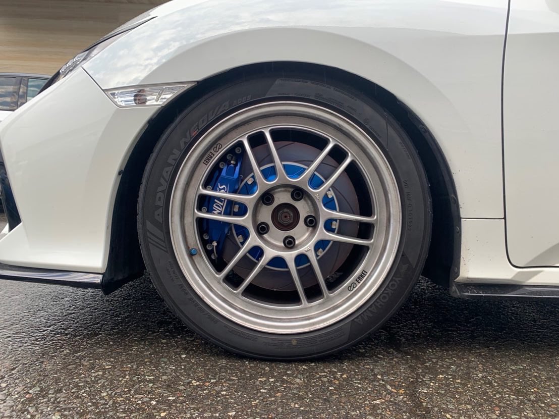 MACCHINA_R's tweet photo. 今回はホンダ シビック(FK7)にエンドレスの
6POTブレーキキャリパーキットを取り付けました🛠✨
やはりオーラが違いますね…🥺

#ENDLESS #6ブレーキキャリパーキット https://t.co/ogZ3akUXIj