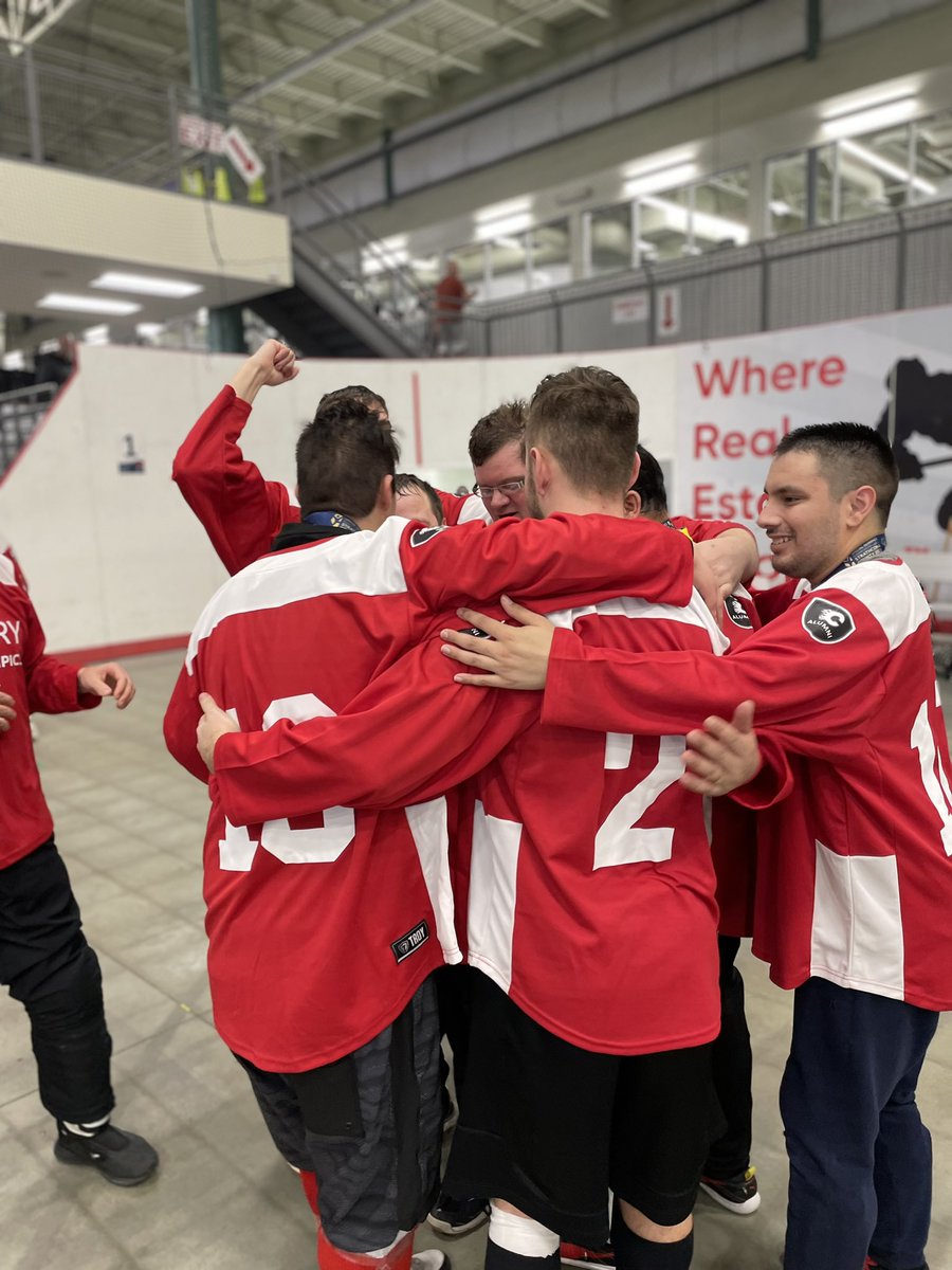 SpecialOCalgary's tweet image. Thank you everyone for your support this weekend! Team Calgary had a blast. Congratulations to all the athletes across Alberta. Thank you for hosting us @SOAwinter2023 #SOA2023