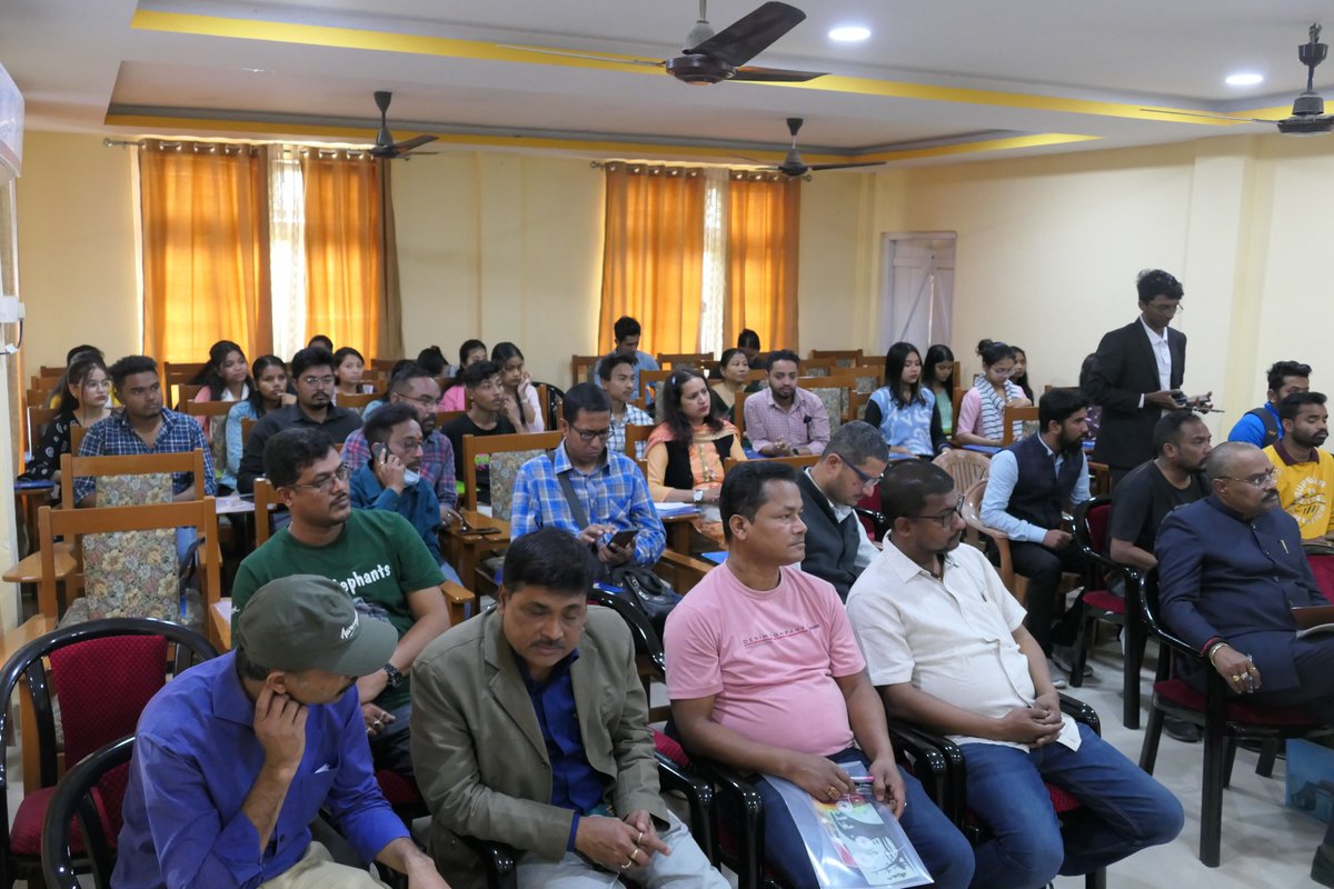 aaranyak's tweet image. We conducted an #InteractiveWorkshop with #media personnel in #Sibsagar, in collaboration with #SibsagarCommerceCollege &amp;amp; Sibsagar Media Fraternity on &apos;Biodiversity Conservation &amp;amp; Human Wildlife Coexistence’ in presence of media personnel, students, &amp;amp; prominent citizens, Feb 26.