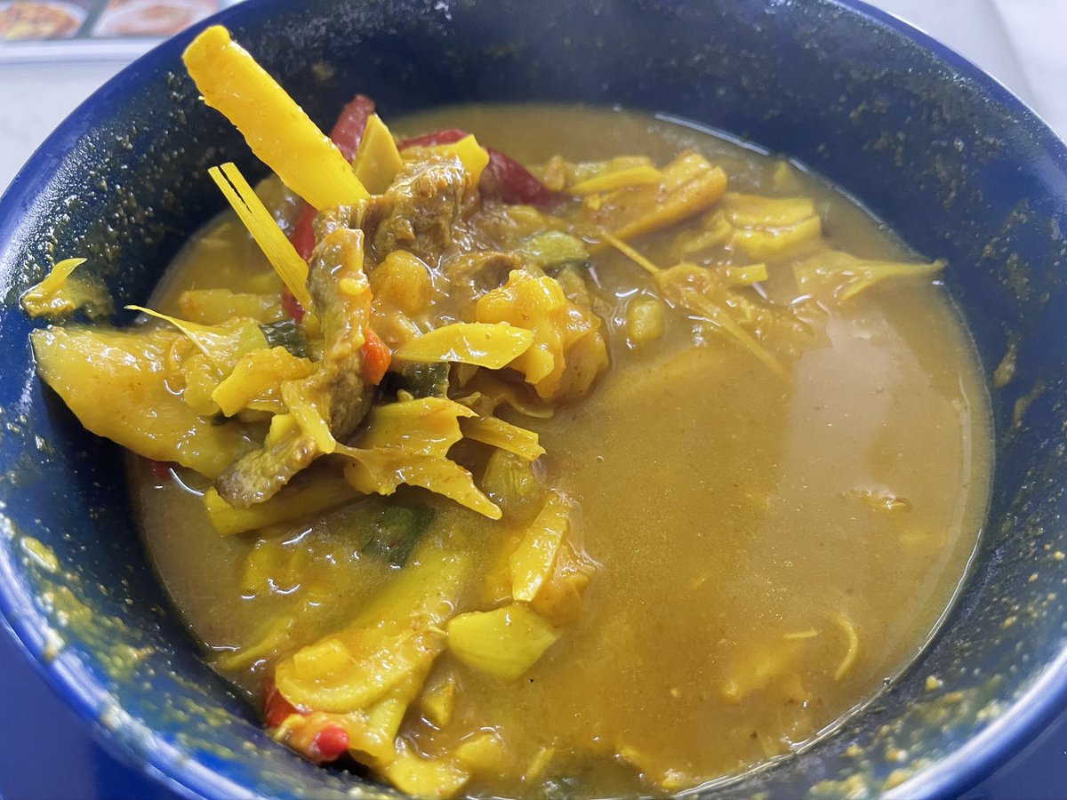 cyrildason's tweet photo. My fav pork tempoyak soup.
Paling consistent, paling nyaman, at just RM14, only at Authentic Dayak Food
#RilFood https://t.co/yqFZHLe9Vm