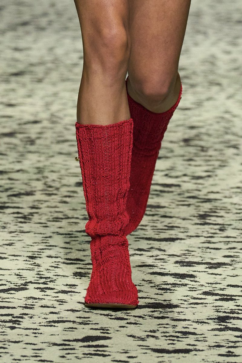 thesoftestaura's tweet photo. bottega veneta fw23 slipper sock, made of knitted leather https://t.co/kOTap2feth