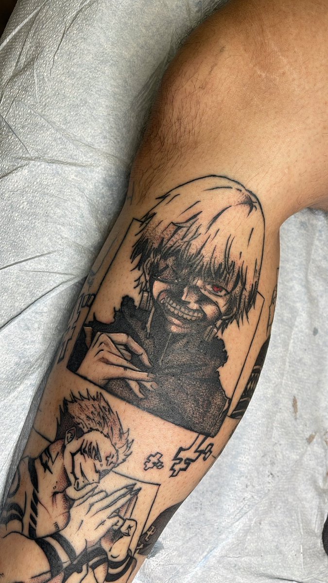 crybabyxhunter's tweet image. In honor of almost reaching 10k on twitter, I’m gonna be doing a small tattoo giveaway. You only need to RT this and be following me on insta for a chance to enter. Winner gets a small-medium size tattoo of their choice. Winner will be announced in 2 weeks! good luck 🤍