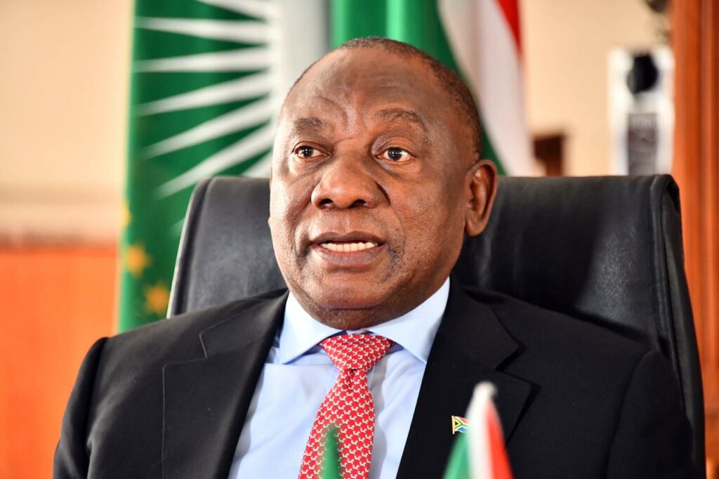 mailandguardian's tweet photo. I don’t have a legal duty to end load-shedding, says Ramaphosa - Power supply is the remit of municipalities, not the president or national government, Ramaphosa has said in court papers https://t.co/AnJDH6RrNj https://t.co/JcoTV3saG2
