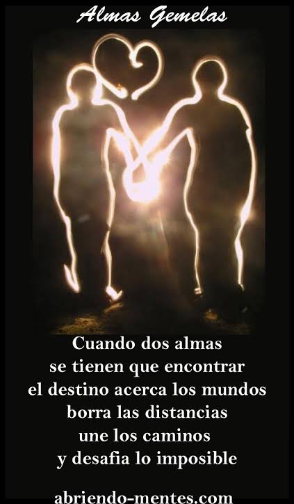 artelika's tweet photo. Tuve un encuentro
Con la #magia
Su mirada lo dijo todo
Su sonrisa fue espejo y
Reflejo d #amor
Y mi presencia le emociona
Cuánta complicidad
Puede haber entre
La vida y la calle
Entre la locura
Y el no te olvido
Cuánta necesidad
Y cuánto #deseo
Puede haber
En un segundo
#Mematas https://t.co/Z9DYtpsaXO