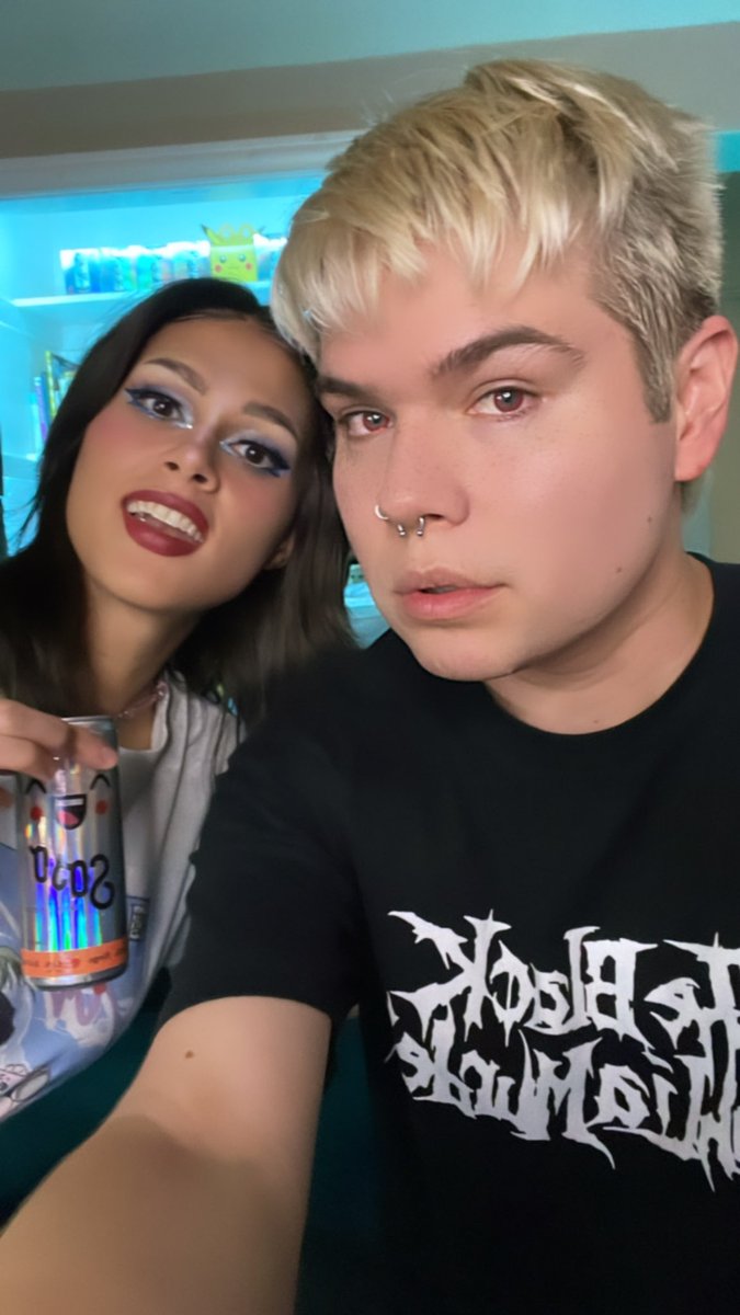 see you at 9:15 PT (ﾉ◕ヮ◕)ﾉ*:・ﾟ

✨we gonna party like its 2023✨

💙 twitch.tv/sososakesoda 💙