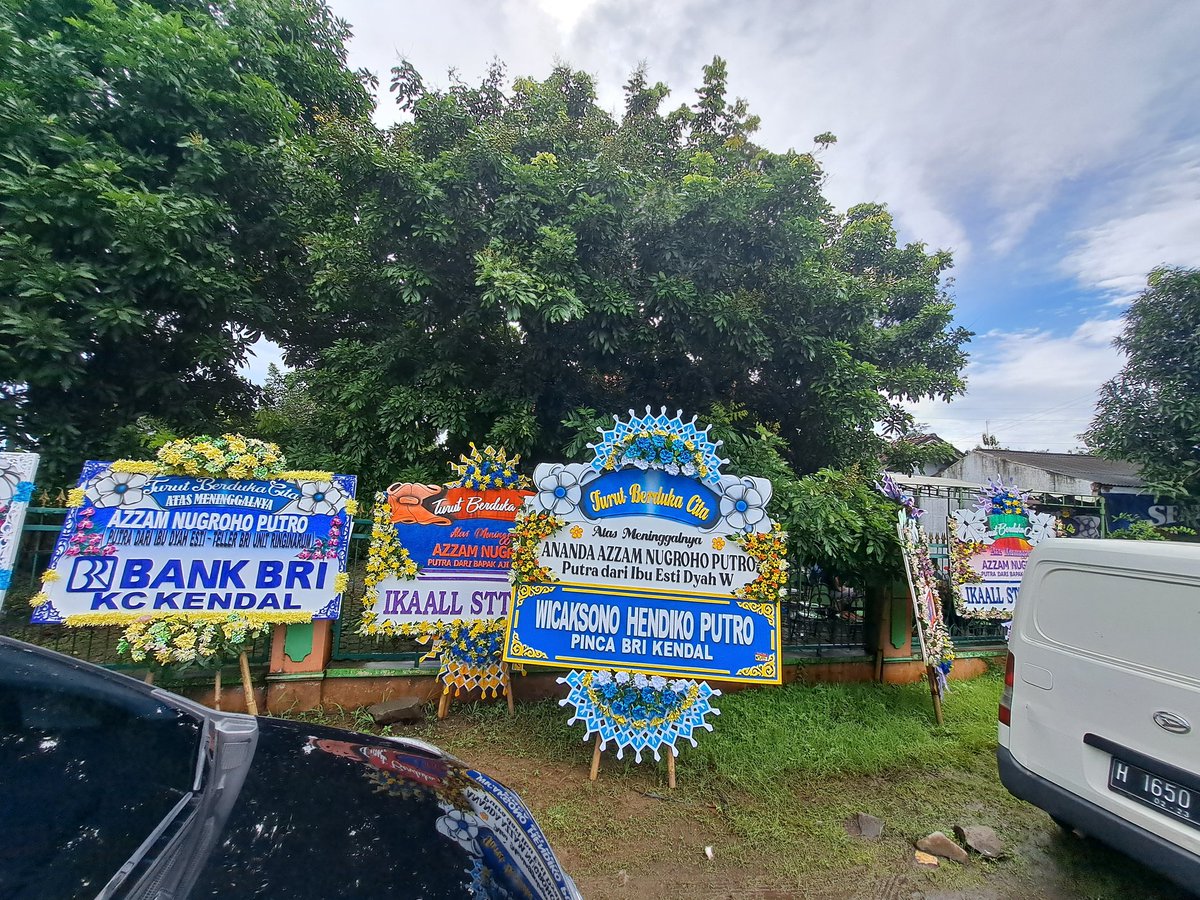 BungaKudus's tweet photo. TOKO BUNGA KUDUS | KARANGAN BUNGA KUDUS
WA:087871887371
❤💐💯
👇ORDER KLIK LINK INI 👇👇
https://t.co/xPGGj5SbgR
👆🌹👆

@BungaKudus

#dawe
#gebog
#jati
#undaan
#kudus
#kaliwungu
#bae
#mejobo
#jekulo https://t.co/uHX8rwvixY