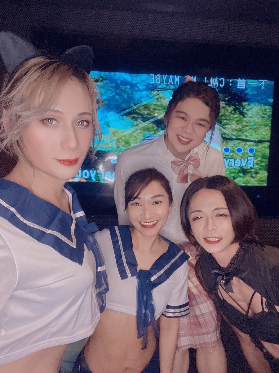 學生報導了！ 老師在哪裡？
#callme 
#teacher https://t.co/BYA7Hfljt1