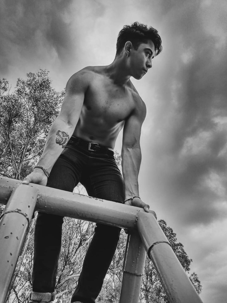 LaNotaoff's tweet photo. 📸😎
Cotizaciones Por Mensaje Privado 😊
#fotografia
#Foto
#fotoscaseras
#TikTok
#TikTokviral
#music
#Musica
#Merengue https://t.co/BkYceTaupf