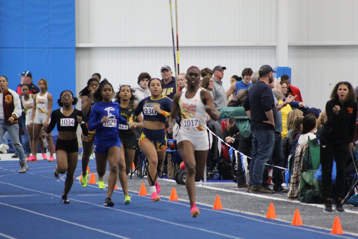 Kelis 💜. tweet media