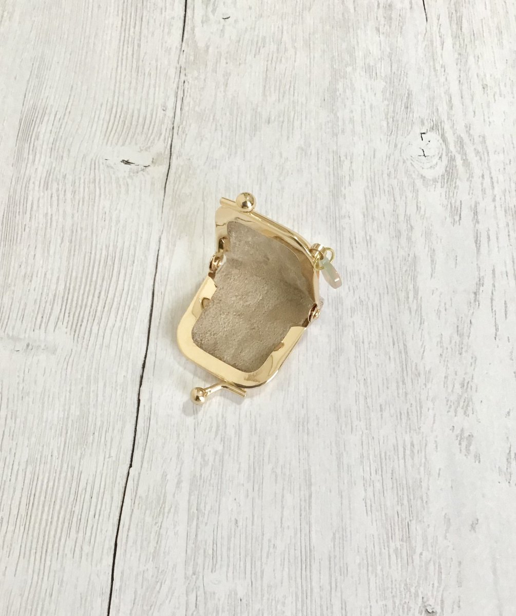 こんにちは。皆様、いつもお世話になっております。
ただ今、ハートのアクセサリーケースを販売中です。
宜しければ、どうぞご覧下さい。色はピンク色です。
minne.com/items/35716408
#minne #ハンドメイド作品