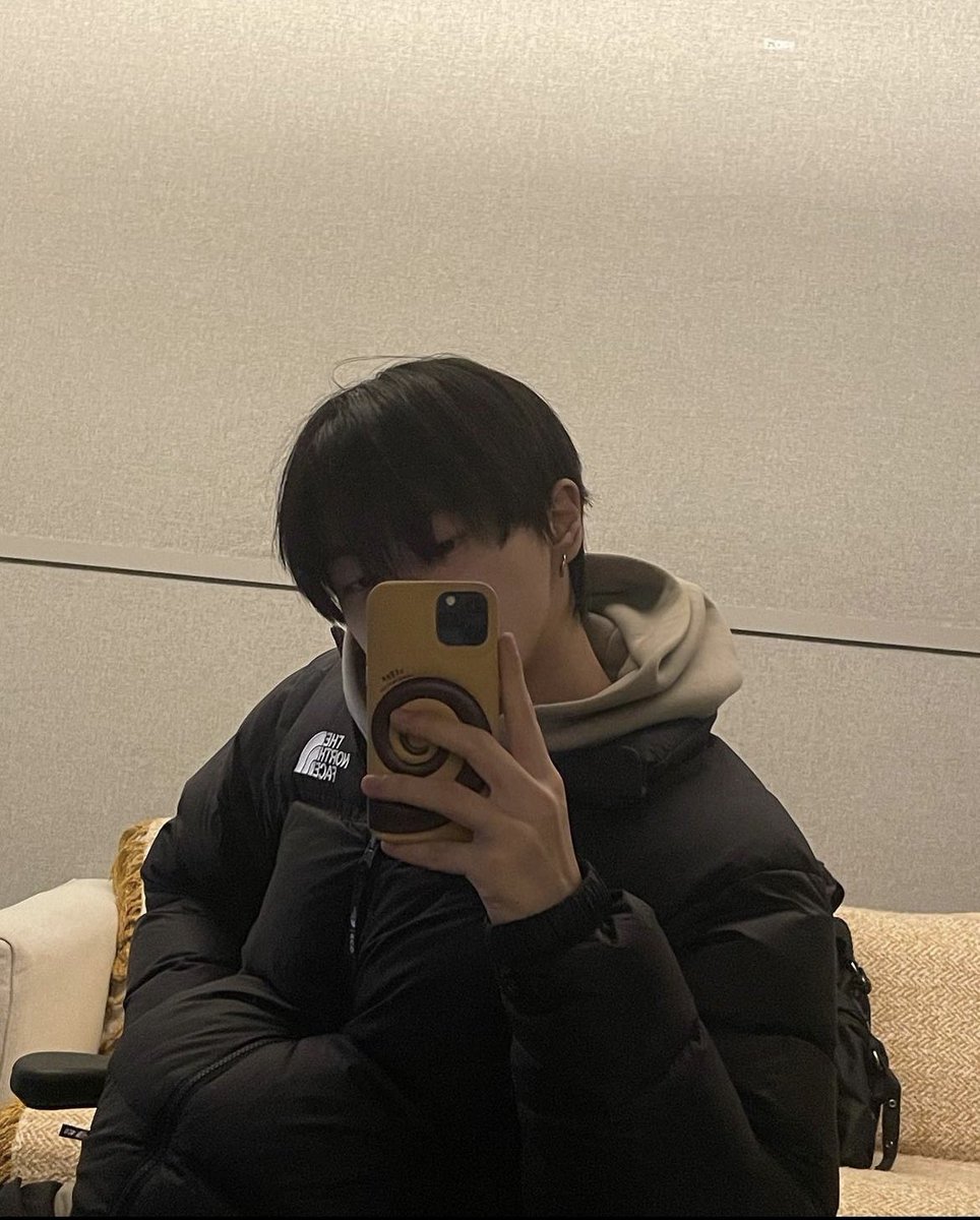 jjbeaarr's tweet photo. his pics scream bf material https://t.co/gt3ap8eykX