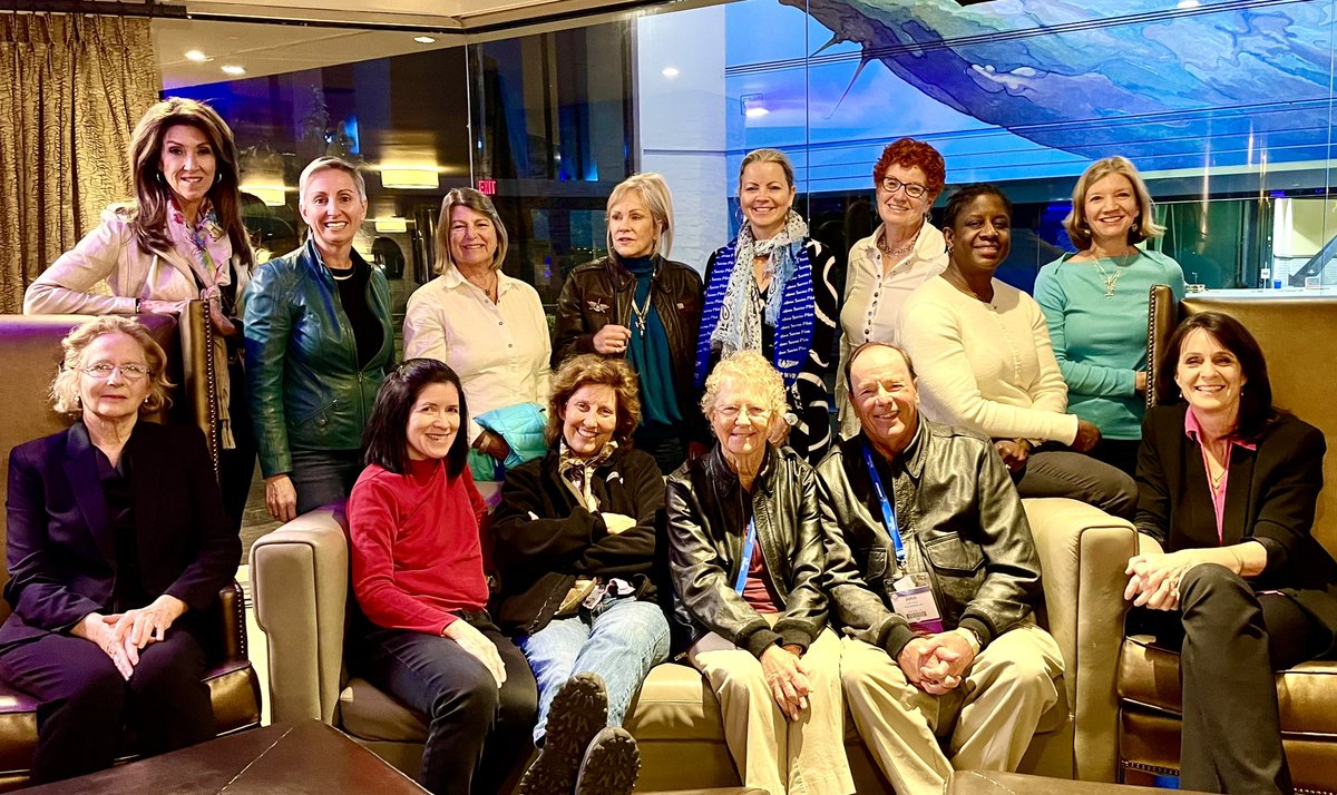 Who can name everyone in this pic? #aviation #womeninaviation #wai23 #iamwai #wearewai #womenpioneers