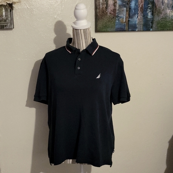 thegamemerchant's tweet photo. So good I had to share! Check out all the items I'm loving on @Poshmarkapp #poshmark #fashion #style #shopmycloset #christmasstory #foco #nautica: https://t.co/Tz9DMm8gUe https://t.co/Oa9UXc62Od