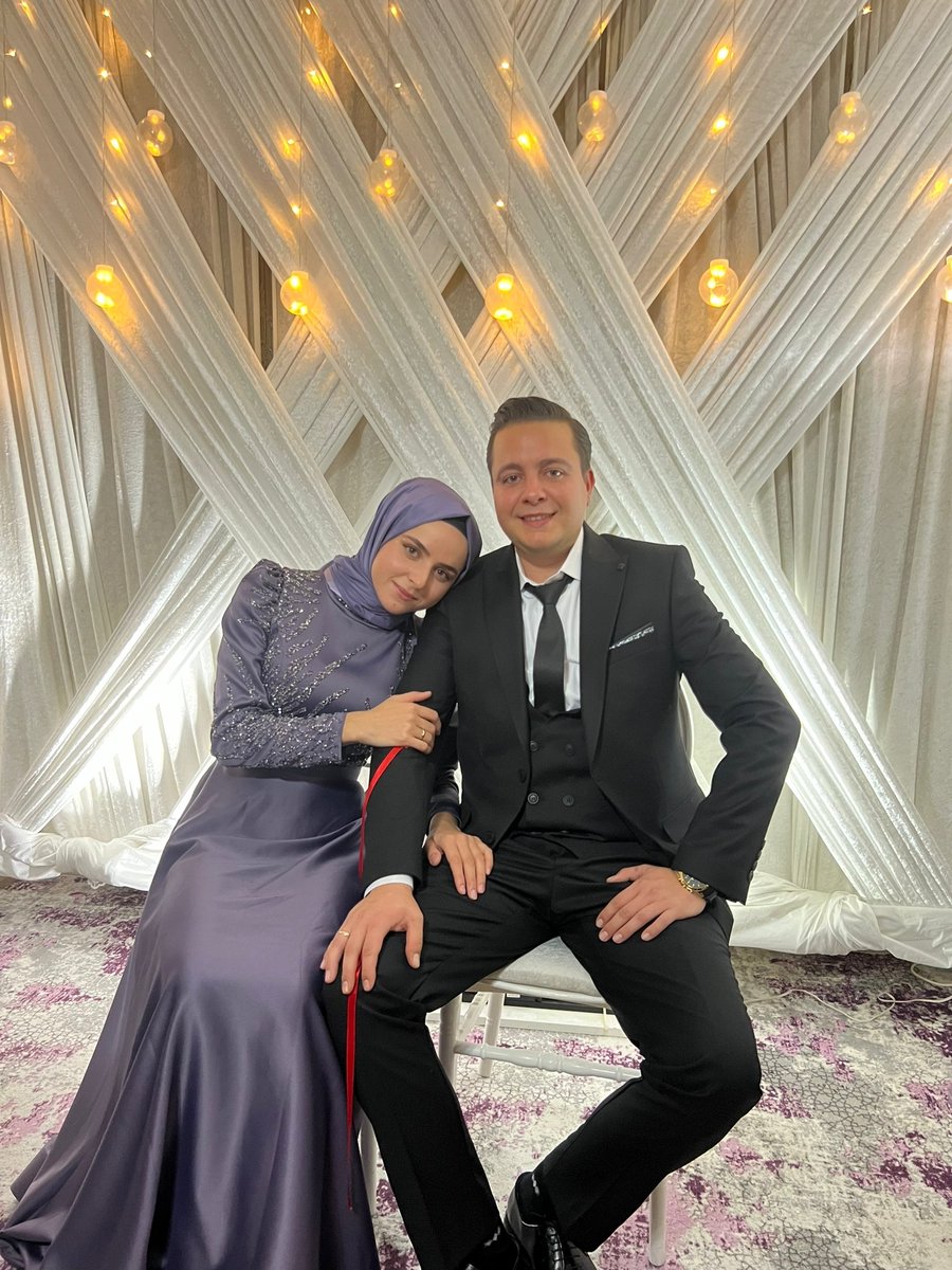 • insan, yere göğe sığamayıp bir gönülde huzur bulandır.