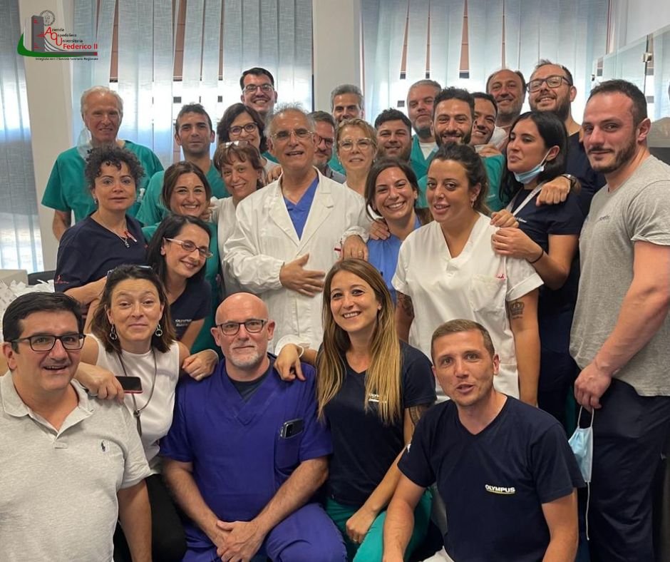 Chirurghi dall’équipe di Chirurgia Endoscopica, diretta dal prof. De Palma sono intervenuti per eliminare, con un intervento endoscopico per via mini-invasiva, un voluminoso diverticolo di Zenker.
napolitoday.it/salute/diverti…