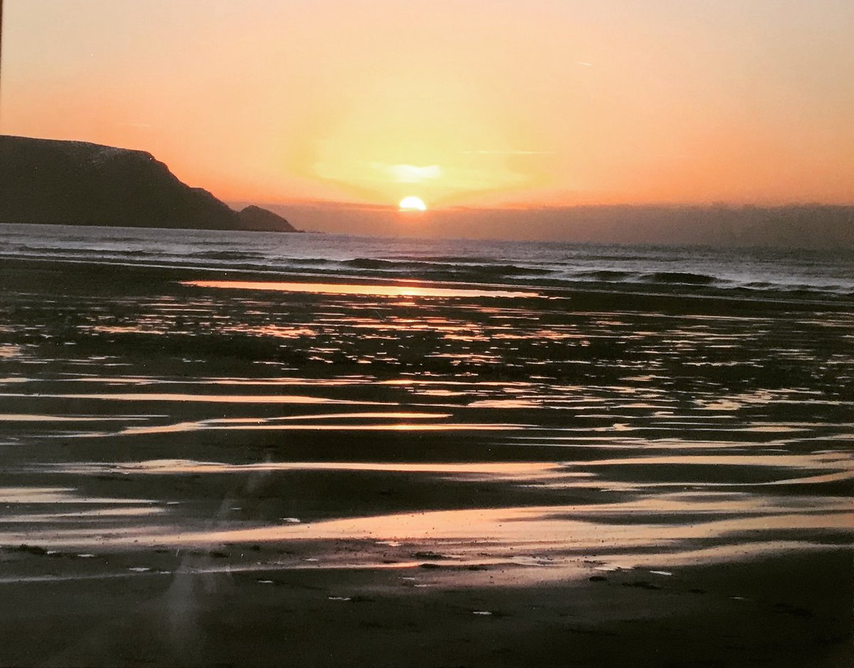 RT @lil_red_1984: Beach life 

#beachlife #sunset #swisbest #sunsetphotography #sunsets #sunsetlovers #beachvibes #beach #uk #winterwalks #gb #beachday #southerncollective #beachgirl #beachbum #visitengland #lovegreatbritain #explorebritain #genuinebrita…