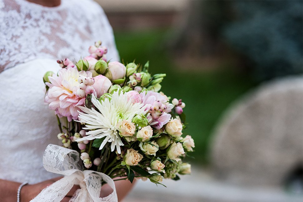 ¡Hola a todos! ¿Estáis pensando en casaros pronto? ¿Y habéis considerado el mes de marzo? ¡Déjame compartir con vosotros algunas ventajas de casarse en este mes!
hotel4postes.es/tu-boda-en-mar…
#hotel4postes
#eventos 
#casarseenmarzo 
#Disfruta4Postes