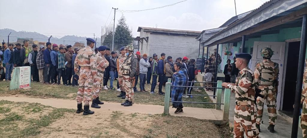 NesHqr's tweet photo. Coordinated vigil:

Bravehearts of @BSF_India and @ITBP_Official  deployed for safeguarding Meghalaya State Assembly Elections performing.

@crpfindia is the nodal agency for deployment of Security Forces in elections across the Nation.

@ECISVEEP 
@ceomeghalaya https://t.co/nZwOI29rQC