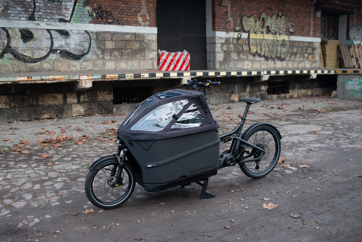 bikewithkids's tweet photo. Miała być video recenzja. Jest wpis na blogu. Nowy #Packster70 vs. #Load75 Dwa cargo na pełnej amortyzacji od @riesemuller Niby podobne, a jadnak bardzo różne. https://t.co/a6Hj222oWY https://t.co/iwYV480iJV