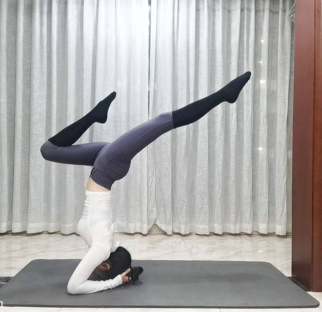 SanaiBennett's tweet photo. My body is my temple and asanas are my prayers. https://t.co/DPWgjnPqnM