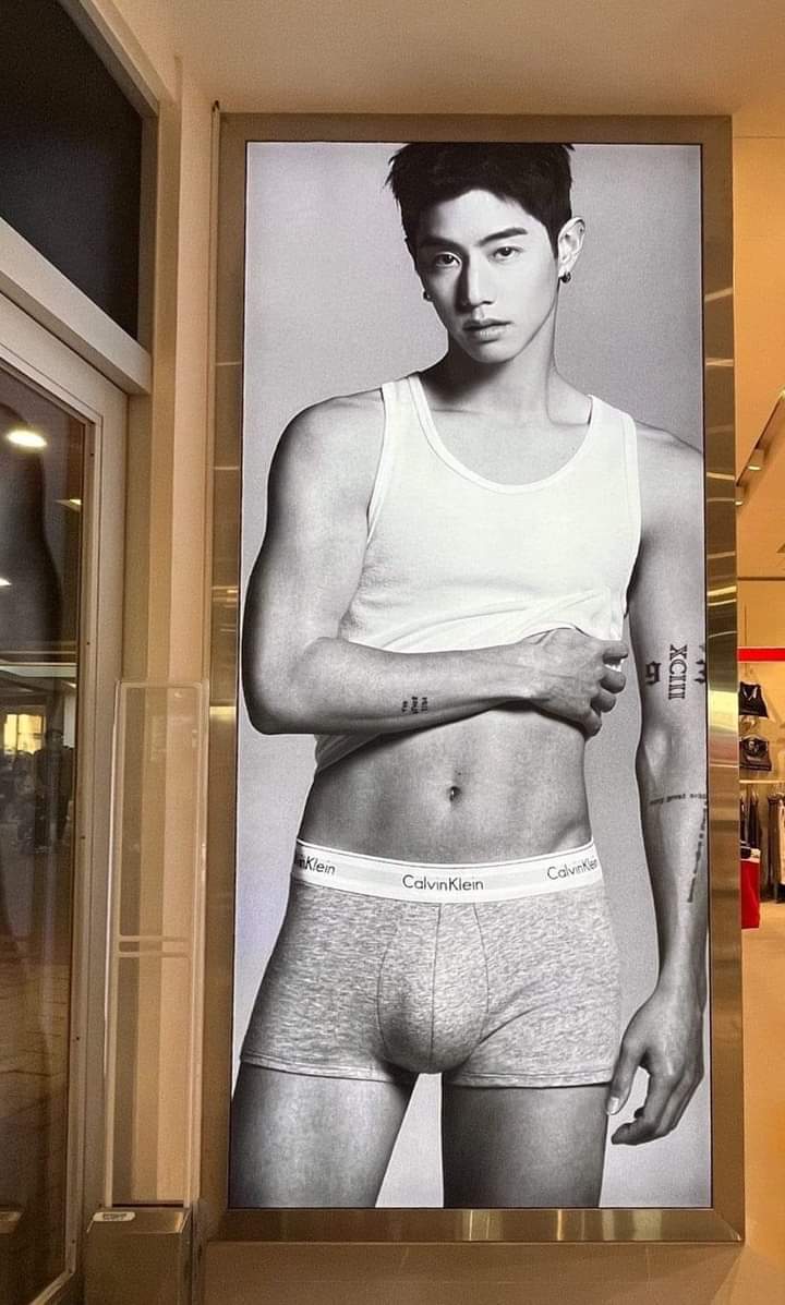 ป๊าดดดดดดดดดดด........
ช๊อตฟิวขาดเลยจร้าาาา.....แด๊ดดี้😱😱😱
#MarkTaun
𝐌𝐚𝐫𝐤𝐓𝐮𝐚𝐧🐰❤