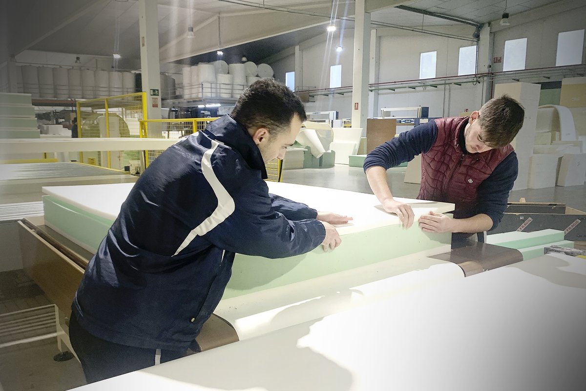 vickflex's tweet photo. ¡ A por una nueva semana! Y casi nuevo mes! 😌💪💤
#vickflex #felizsemana #felizlunes #fabricandosueños #colchones #madeinspain #calidad #quaility #descanso #mattress #dormir https://t.co/iVCwAAUVsG