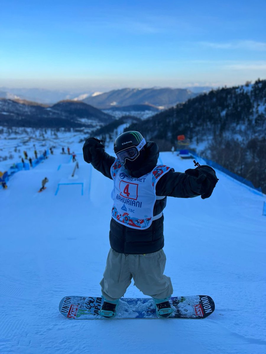 VickyGoslingOBE's tweet image. World champion in Slopestyle aged 16 🤩🤩🤩YES!!!@_miabrookes @GBSnowsport @TeamGB @uk_sport #worldclass