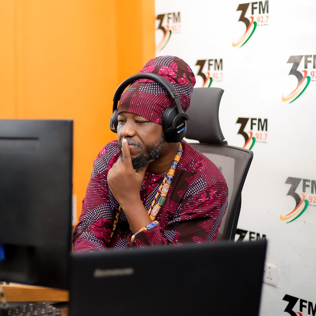 nat_ebube's tweet image. Tune in to @3fm927 #UrbanBlend #MondayEdition with the original salaga souljah @Blakkrasta 
#Taxijam #Blackpot #AfricaHistoryClass 

#MyBoo 🎶🎵🎶 

@SparePartPlug @The_Evangelist1 @EugenPeprah @Bukari_Bansuwer  @silaskofi1  @kwadzo_rasta  @anane_emperor @Afi_Seyram @TestamentGh4