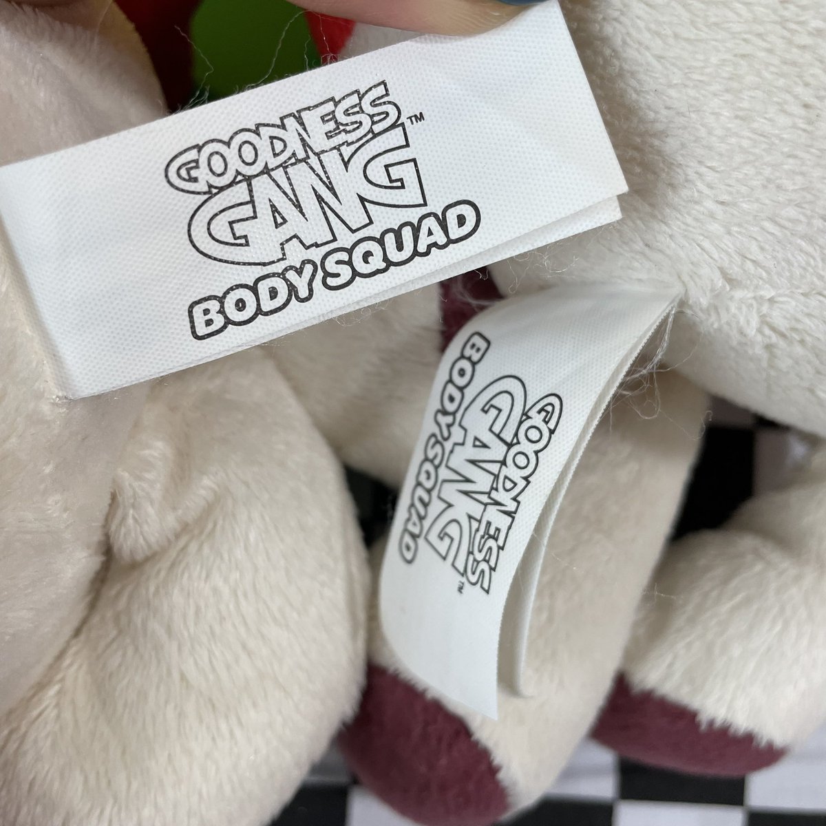 WinniedollS's tweet photo. Radish Goodness Gang 🥔
( 4 ตัว ) 90 baht
#ตุ๊กตามือสอง #ตุ๊กตา #ตุ๊กตาผัก #ตุ๊กตาผลไม้ #goodnessgang #ตุ๊กตามือสองสภาพดี #ตุ๊กตางานอเมริกา https://t.co/o5Q0nGg5ut